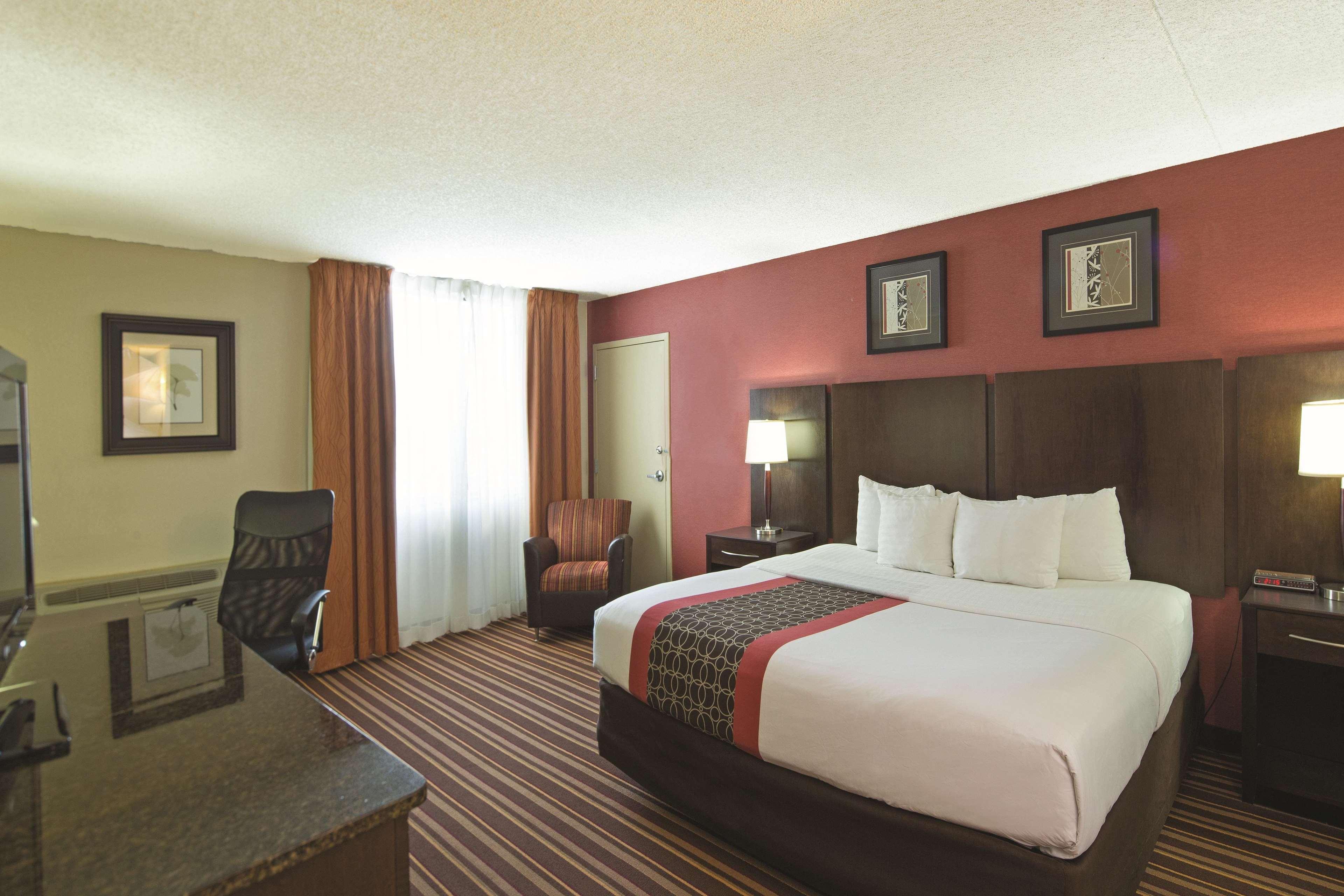 La Quinta By Wyndham Salisbury Otel Dış mekan fotoğraf