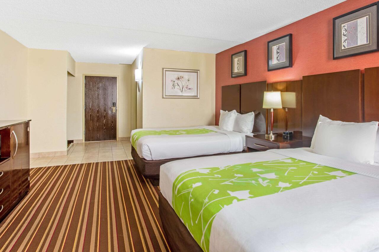 La Quinta By Wyndham Salisbury Otel Oda fotoğraf